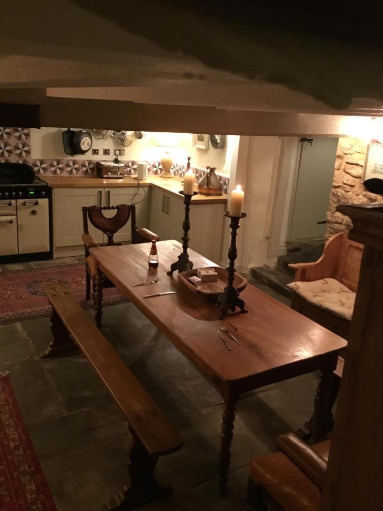 Old Mutlow Cottage Longhope Экстерьер фото